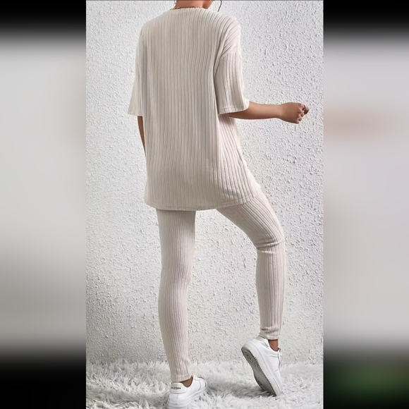 Stony Women's 2Piece set - Picture 2 of 5